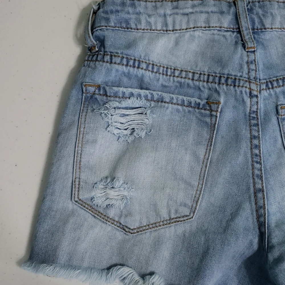 FOREVER 21 denim shorts